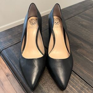 Black Vince Camuto pumps